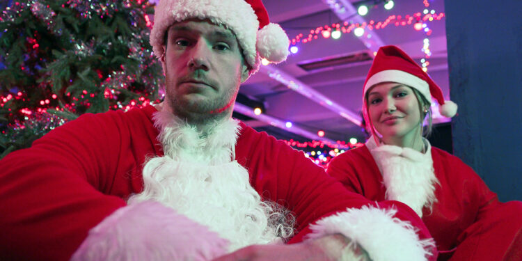 jingle bell heist movie review netflix