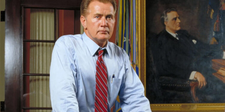 the west wing returning to netflix